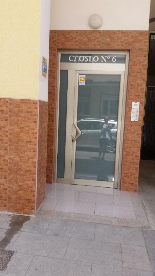 Apartamento A 150 M De La Playa Torrevieja Eksteriør bilde