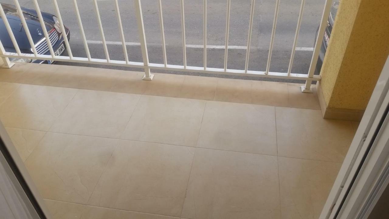 Apartamento A 150 M De La Playa Torrevieja Eksteriør bilde