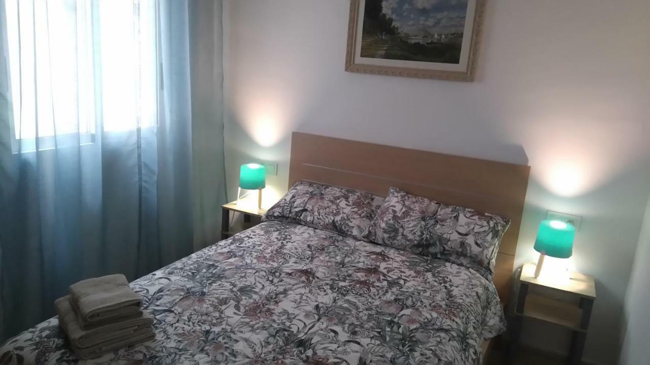 Apartamento A 150 M De La Playa Torrevieja Eksteriør bilde